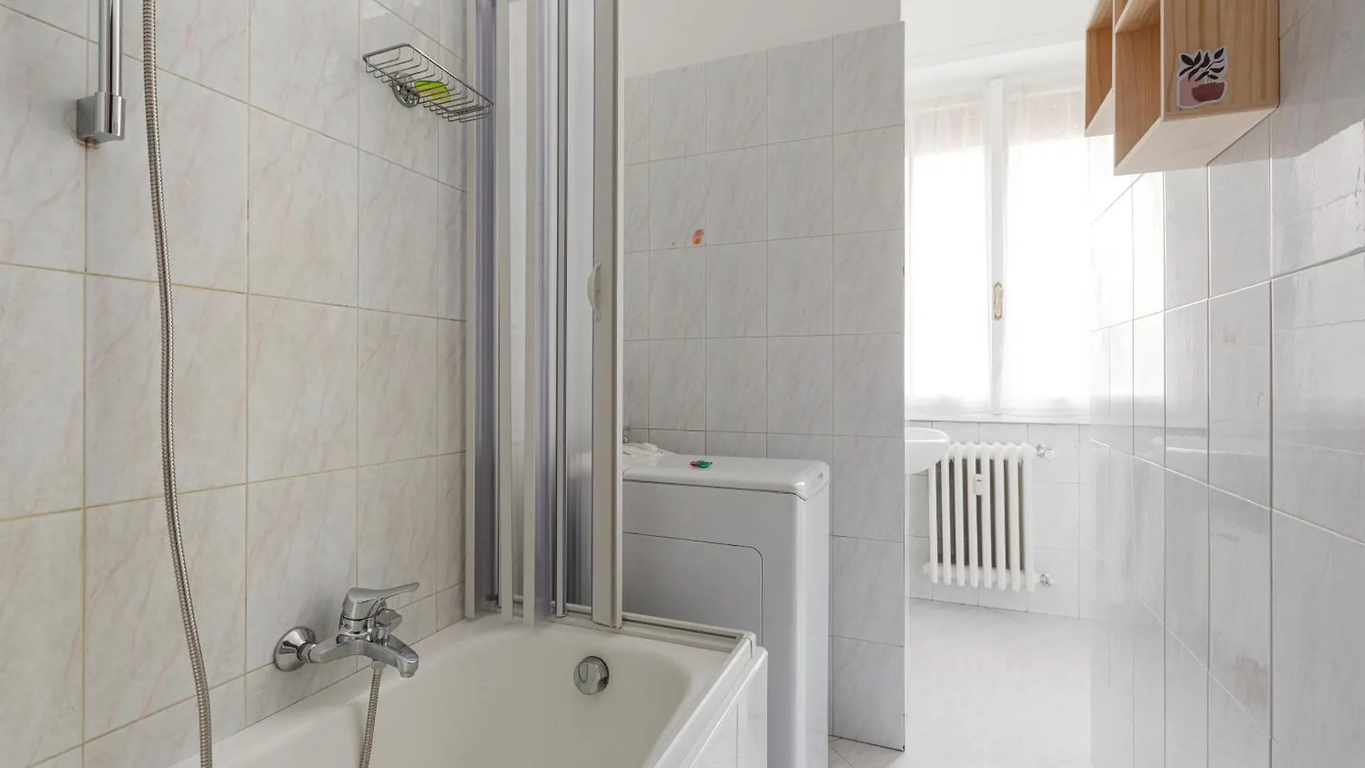 Zara Comfy Apartment - 110M From Istria M5 米兰